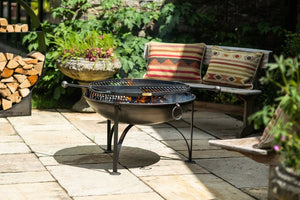 BBQ King 80 with Two Swing Arm BBQ Rack